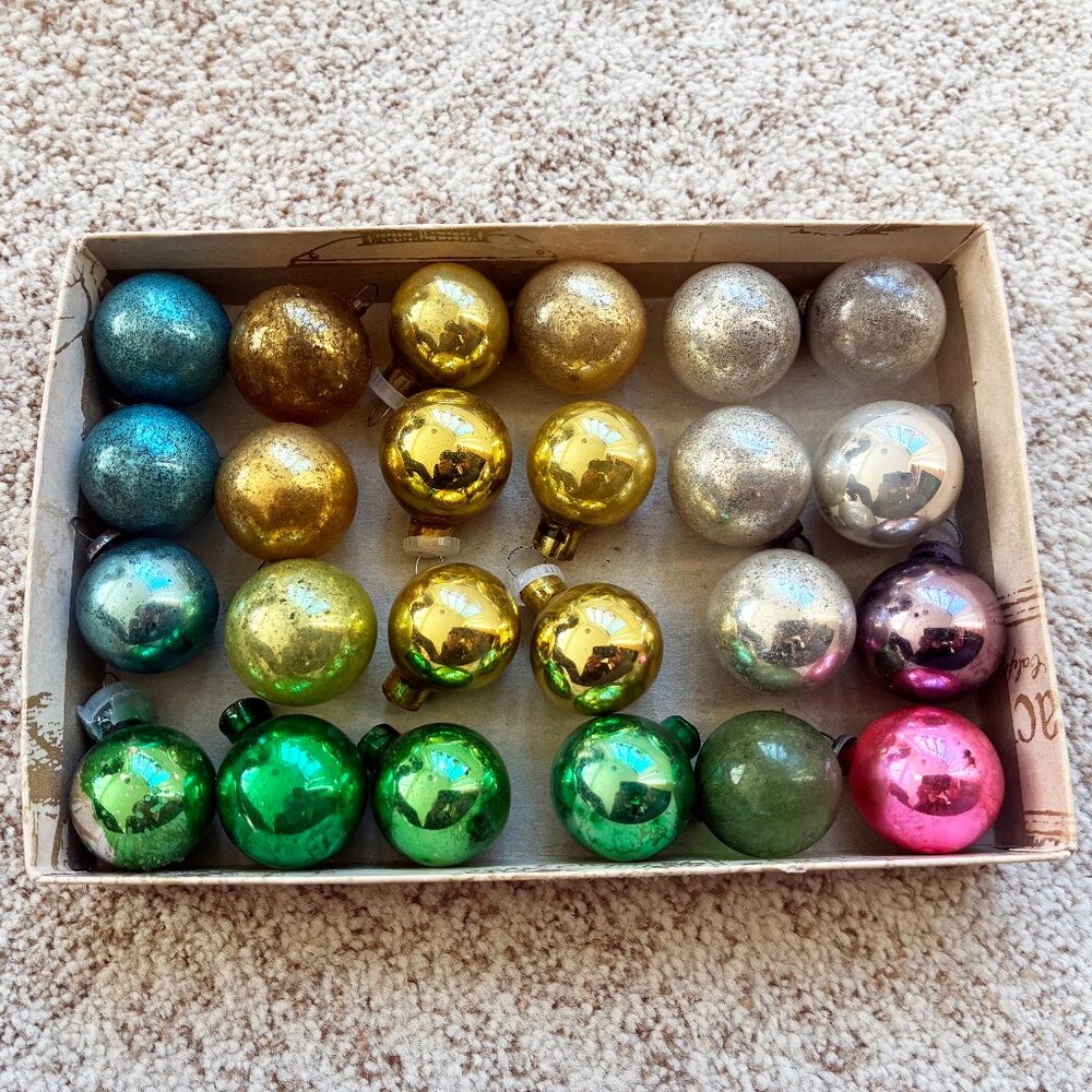 Vintage Lot of 24 Small Feather Tree Mercury Glass Ornaments Tiny Unsilvered